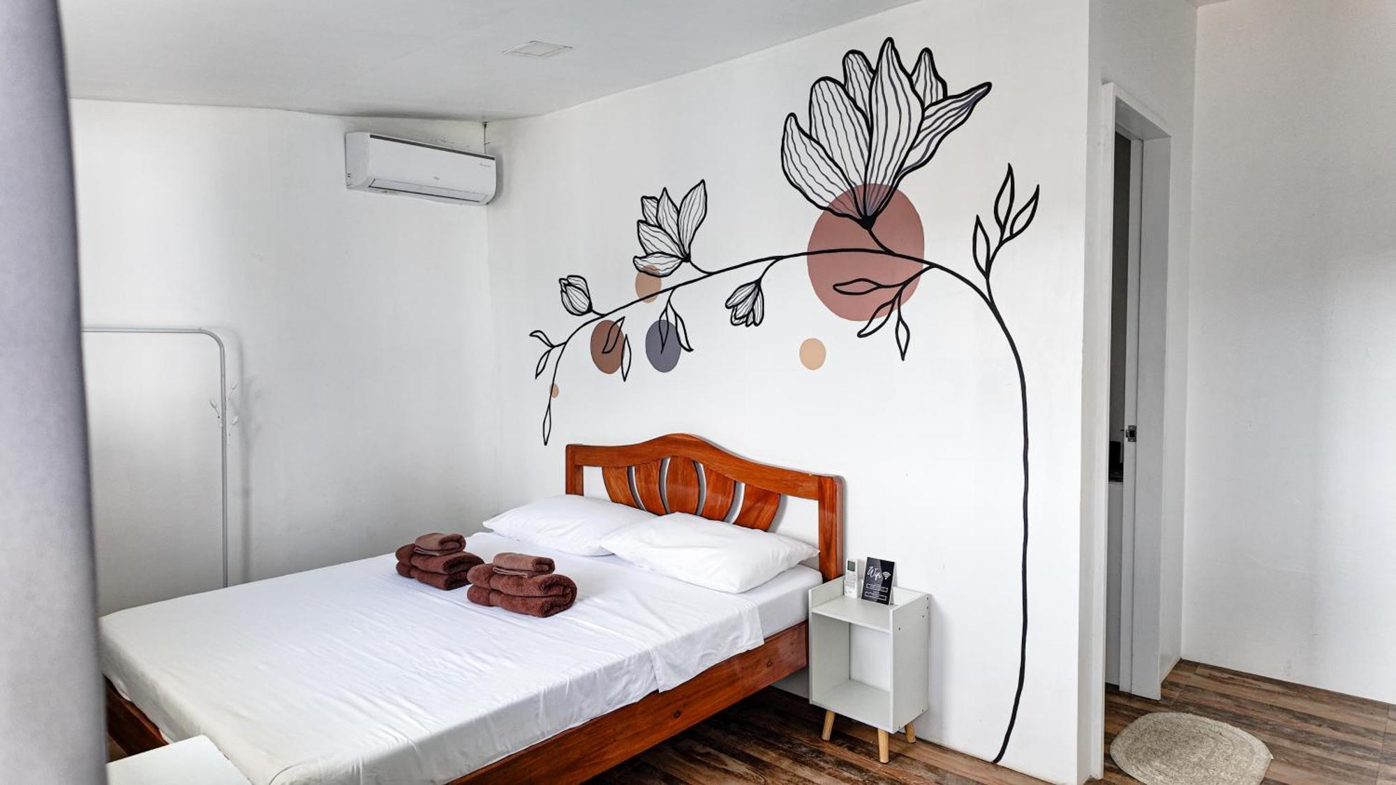Kasamigos Guesthouse With Fast Internet Puerto Princesa Exteriör bild